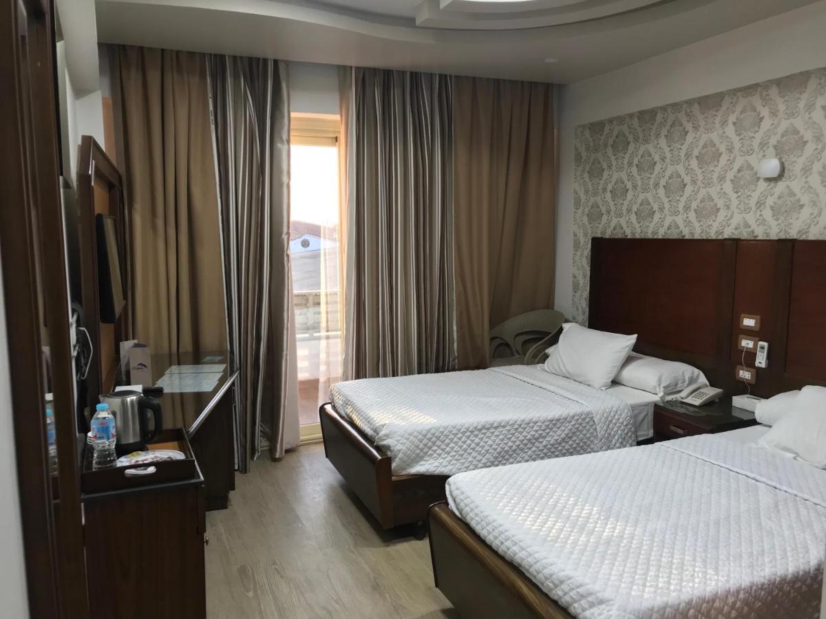 Dolphin Ras El-Bar Hotel Екстер'єр фото